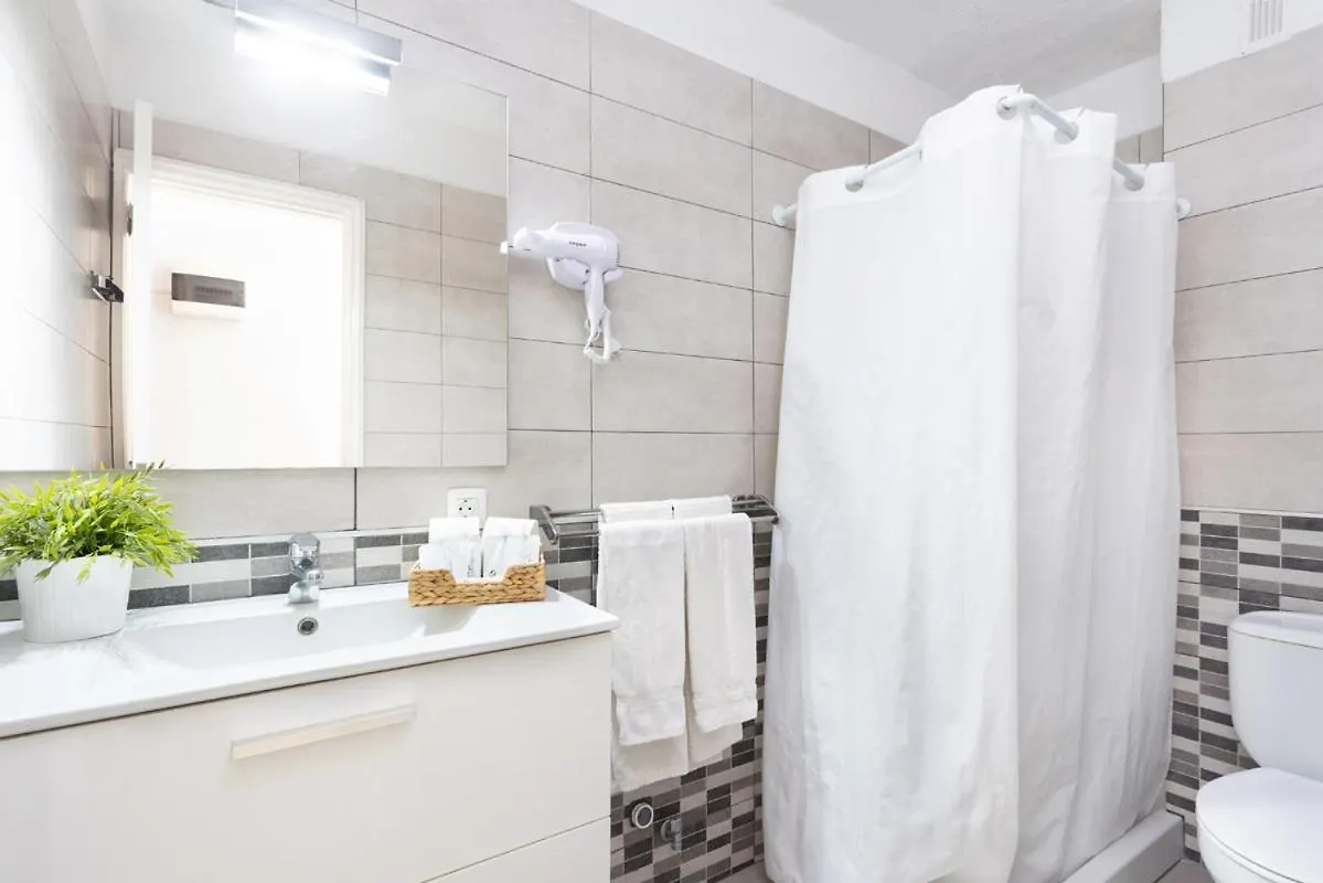 Aparthotel Comodoro- Ravel Los Cristianos  Spain