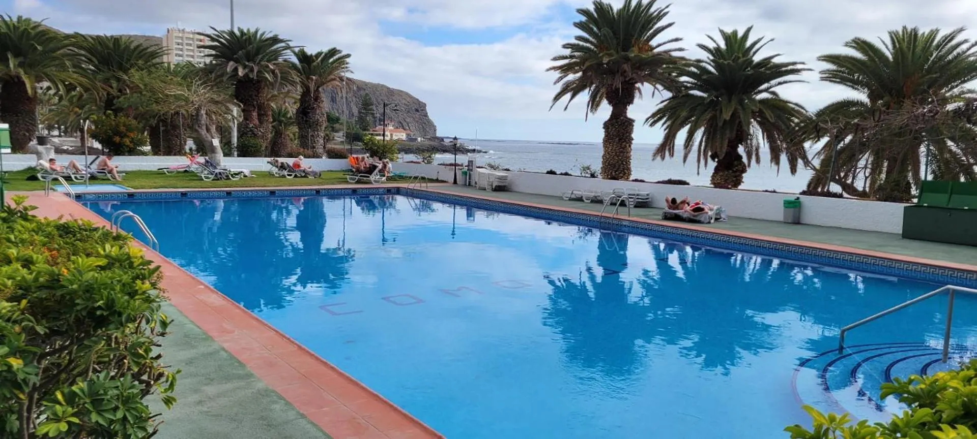 Comodoro- Ravel Los Cristianos  Spain