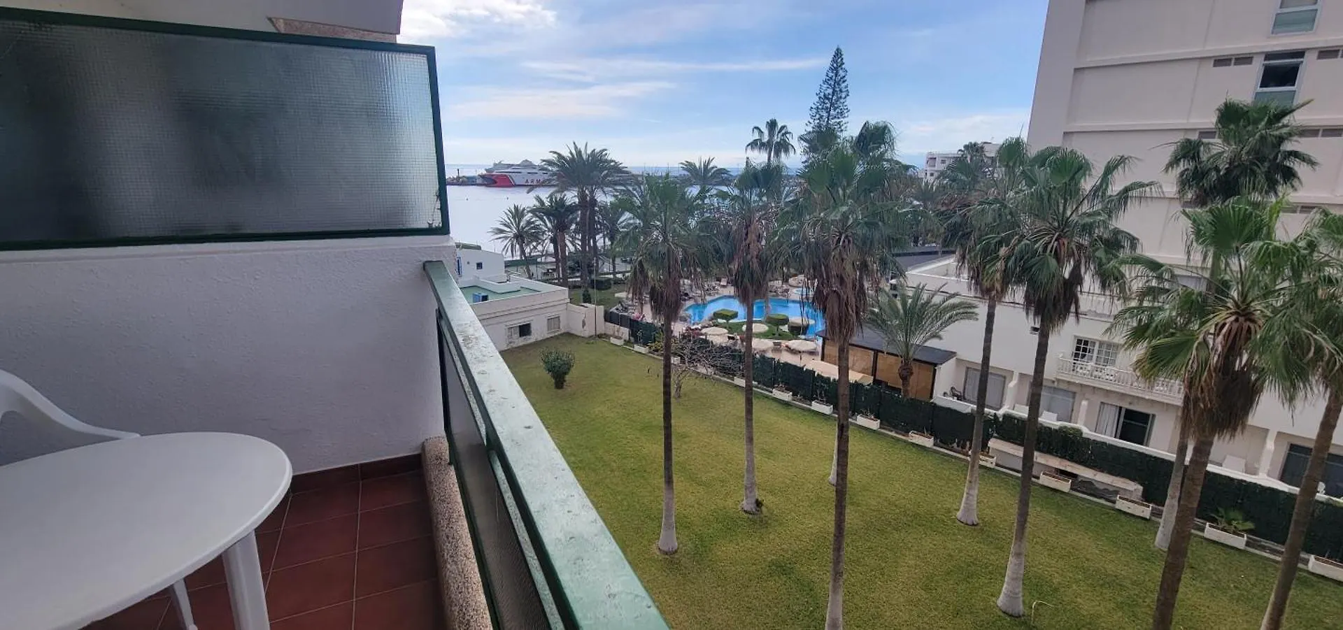 Comodoro- Ravel Los Cristianos  Apartahotel